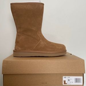 UGG Chestnut Celvin Boots
